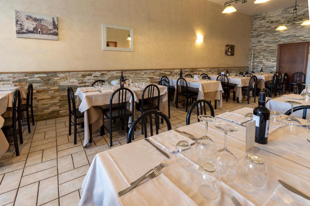 Il Contado B&B Castel Sant'Elia Екстер'єр фото