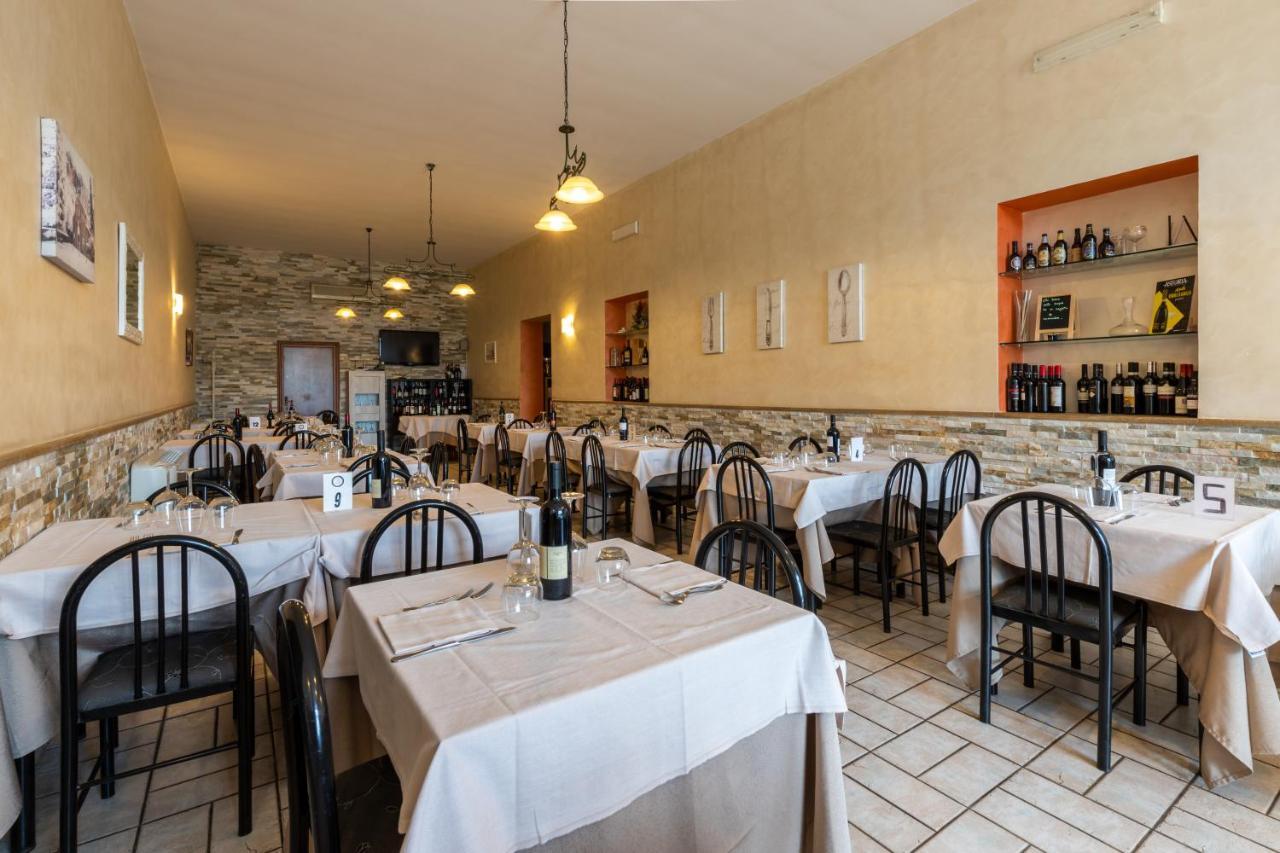 Il Contado B&B Castel Sant'Elia Екстер'єр фото